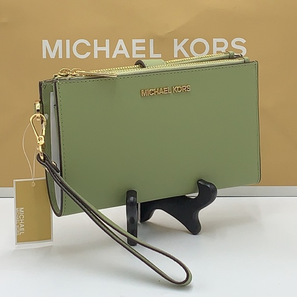 MICHAEL KORS LARGE DOUBLE ZIP WRISTLET WALLET LIGHT SAGE COLOR - Picture 2 of 14
